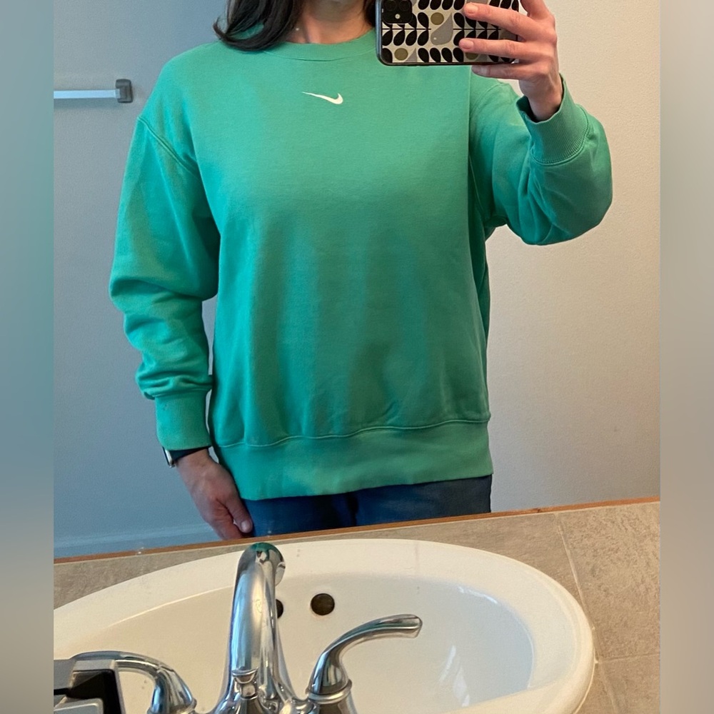 Nike Crewneck Sweatshirt- S
